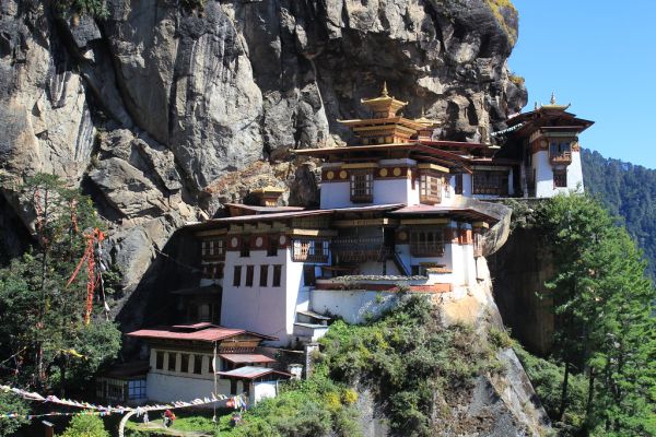 ⚡ Paro Express: Tiger's Nest Weekend