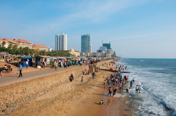 🛫 Day 5: Colombo City Tour & Departure