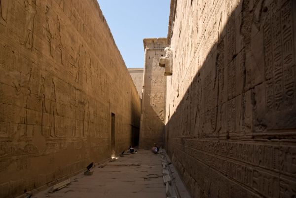 🛕 Day 4: Kom Ombo & Edfu