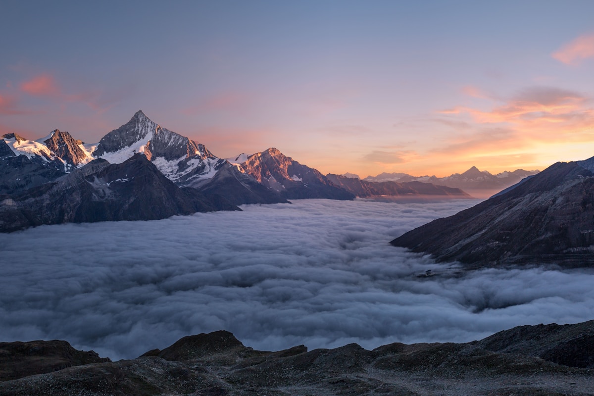 🎬 Bollywood Magic & Alpine Luxury